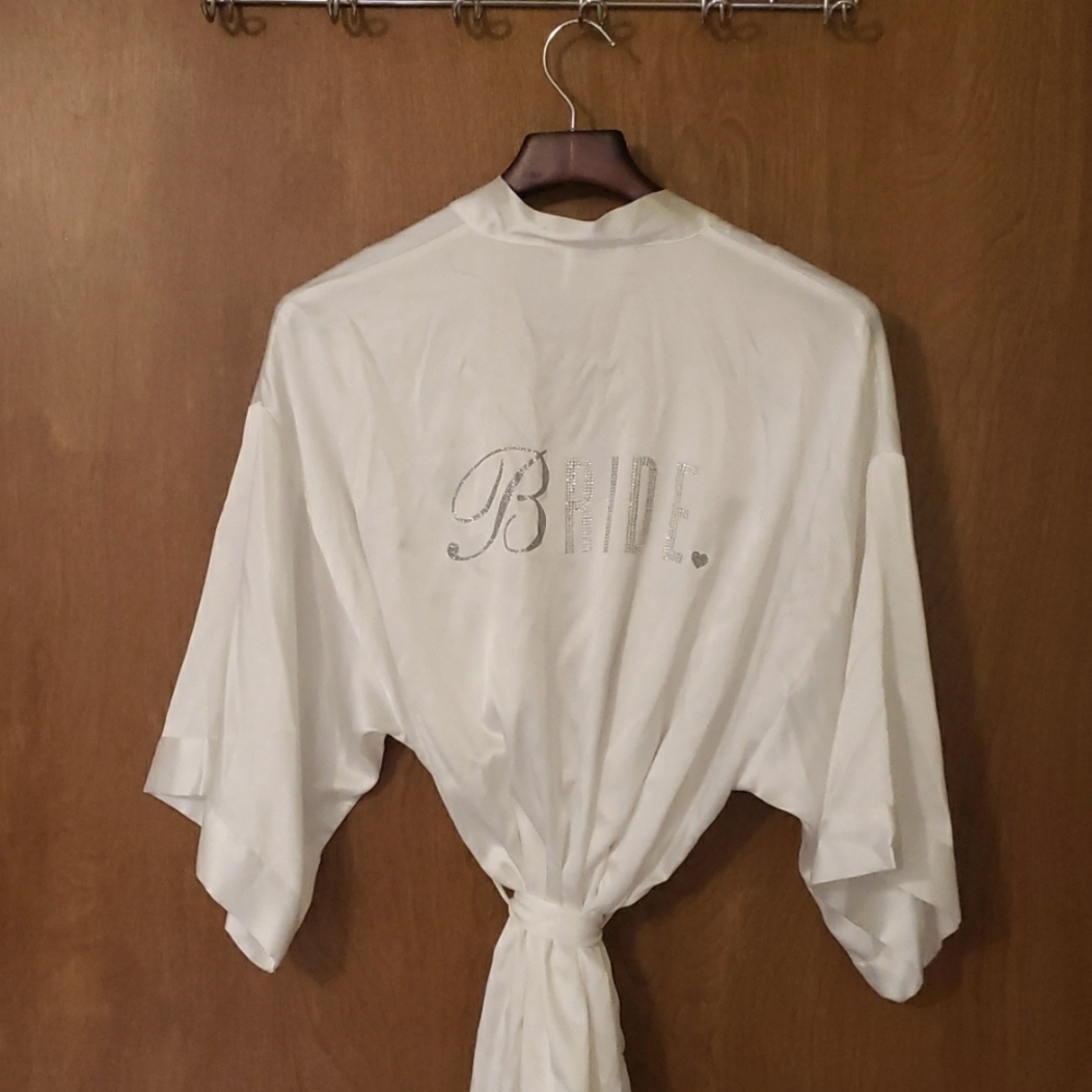 VS Bridal Silk Robe